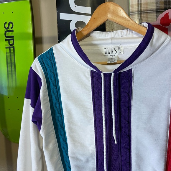 Women’s Vintage 80's BLAST Brand Woven Wide Neck White, Red, Purple, & Turquoise - Picture 2 of 6